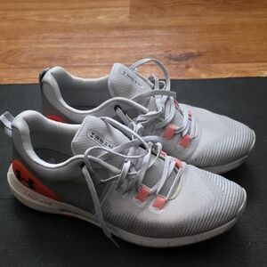 Under Armour Men's HOVR Rise Cross Trainer in Halo Grey